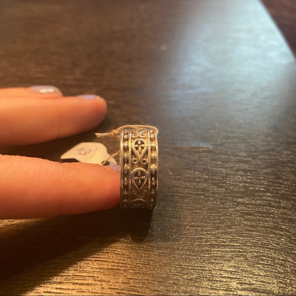 Intricate Engraved Wide Band 925 Sterling Silver Ring - Picture 3 of 5